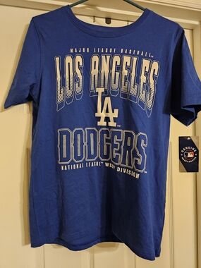 NWT Los Angeles Dodgers T-Shirt. Size: XL 16/18.